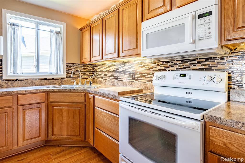 293 MORTON Street, Romeo, MI 48065 — Photo 13