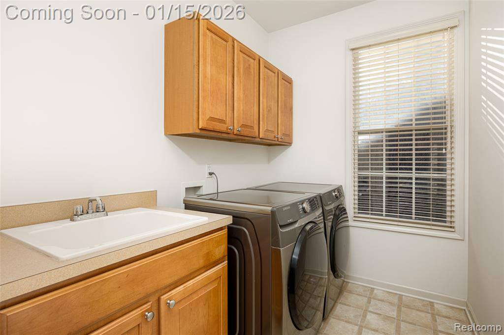 48502 Antique Road, Canton, MI 48187 — Photo 40