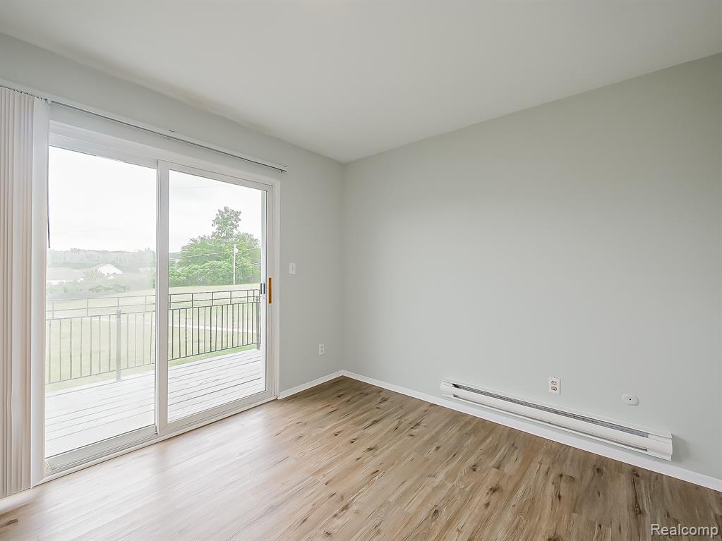 211 Summit Ridge, White Lake, MI — Photo 11