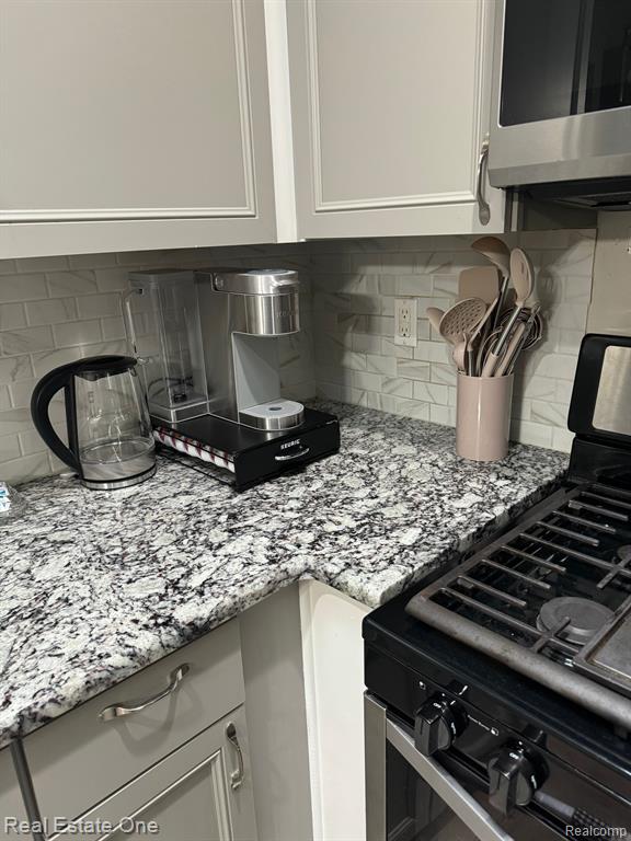 7310 SPY GLASS Lane, Ypsilanti, MI 48197 — Photo 13