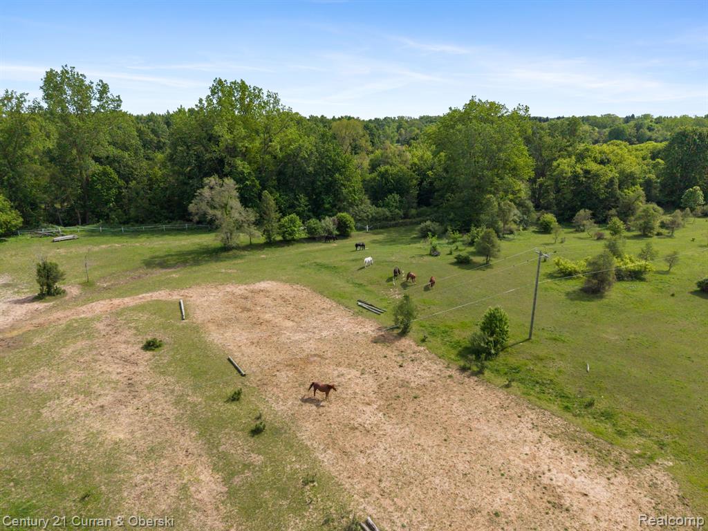 0000 7 Mile Seven Mile Rd, South Lyon, MI 48178 — Photo 24