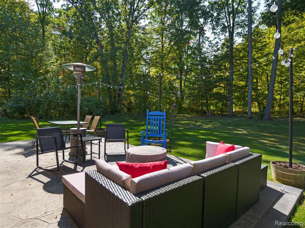 5559 Radiant Avenue, Howell, MI 48855 — Photo 31