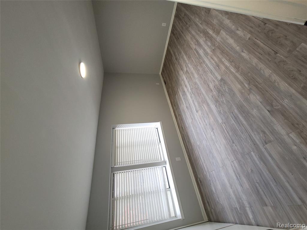 5858 Niles Drive, Troy, MI 48098 — Photo 13