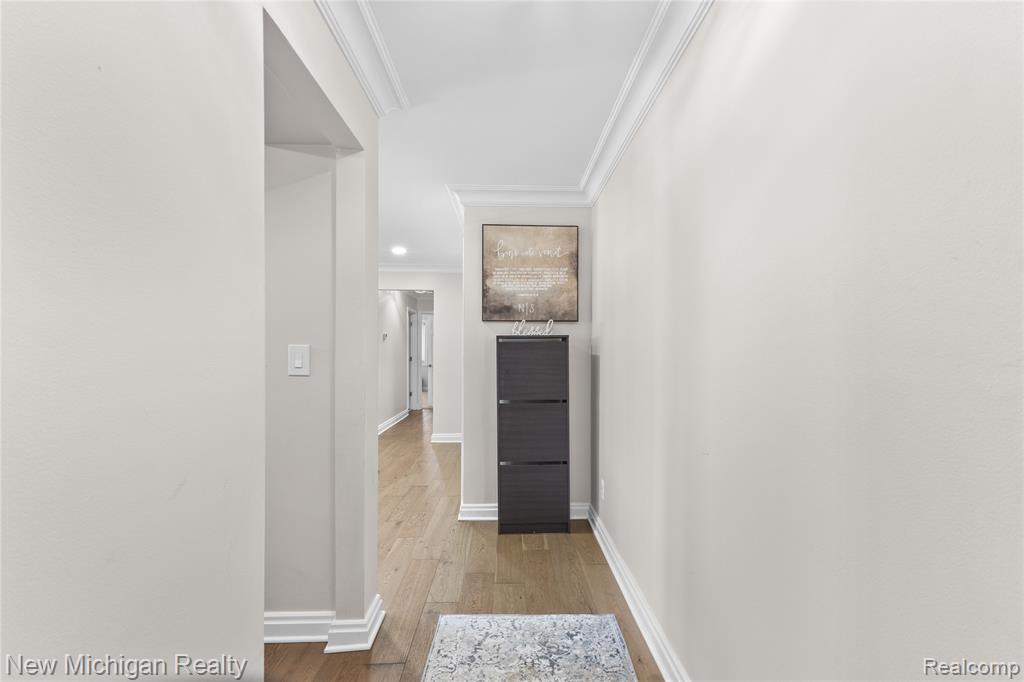6103 Orchard Lake Road, 201, West Bloomfield, MI — Photo 12