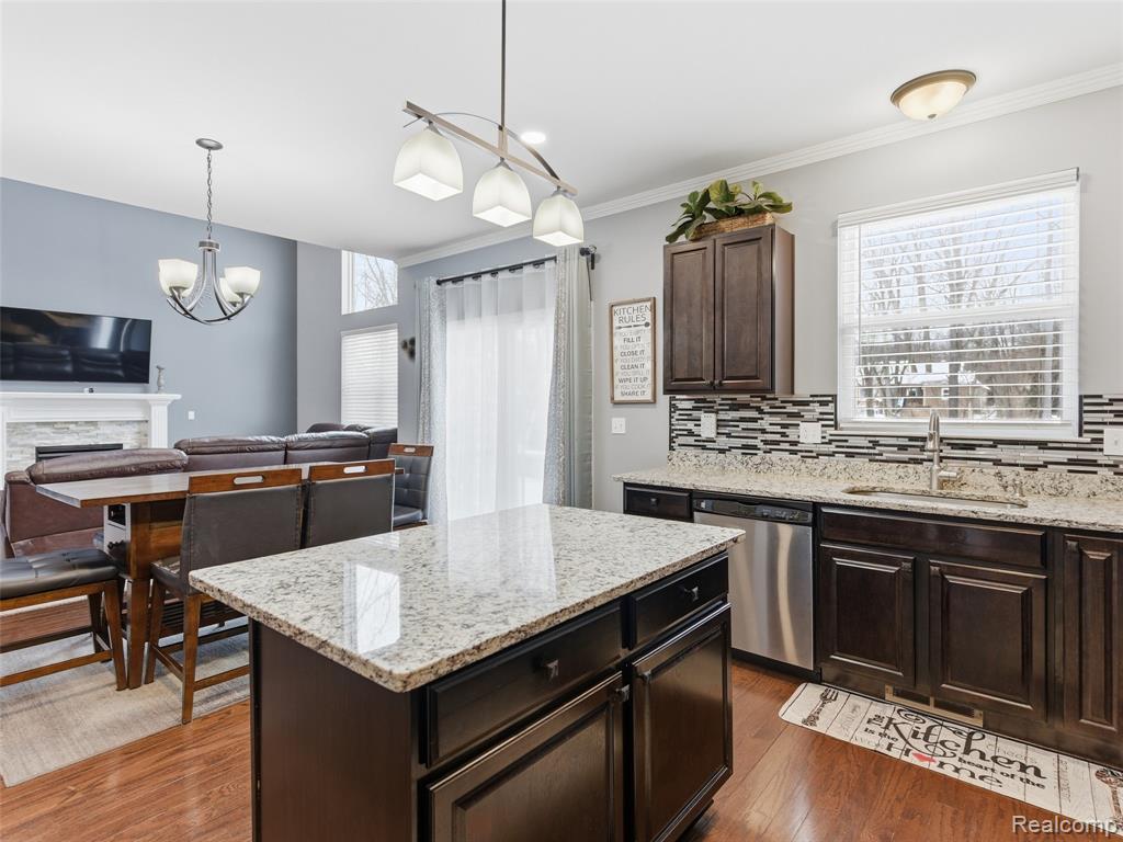 47450 Ellery Lane, Canton, MI 48187 — Photo 26
