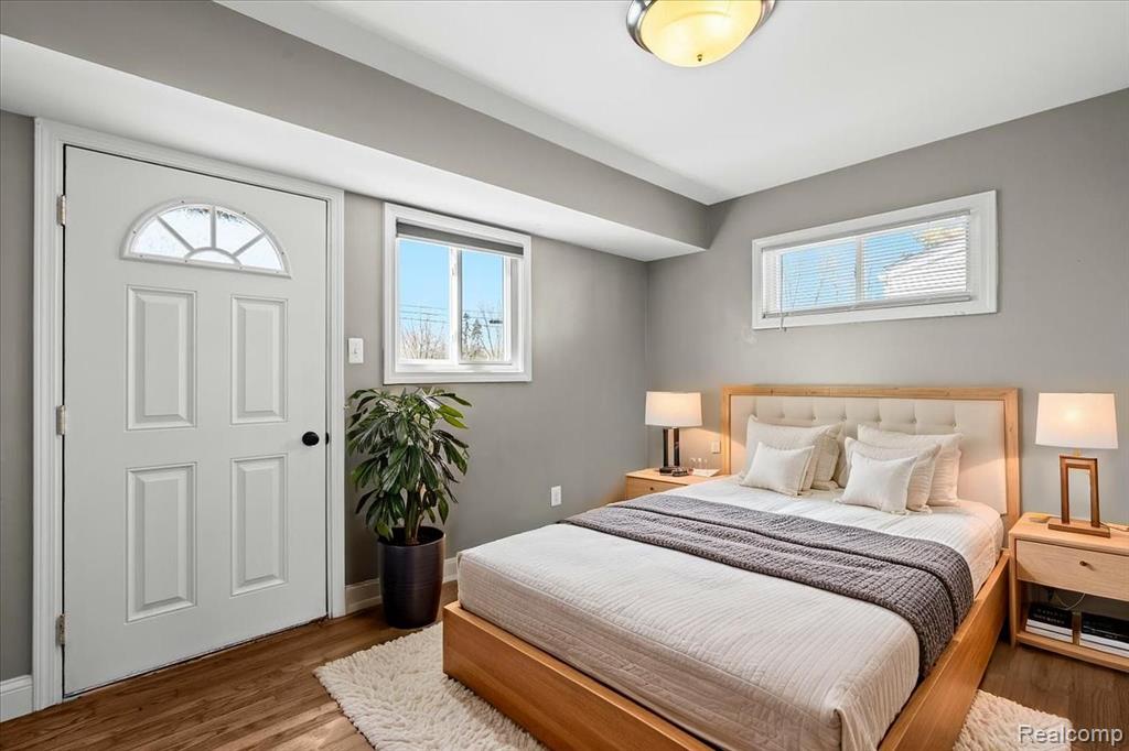 923 W Stephen Avenue, Clawson, MI — Photo 14