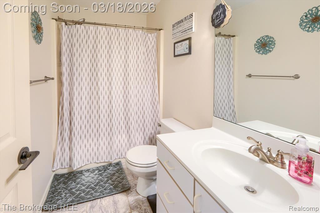 6047 Hearthside Place, Grand Blanc, MI 48439 — Photo 32