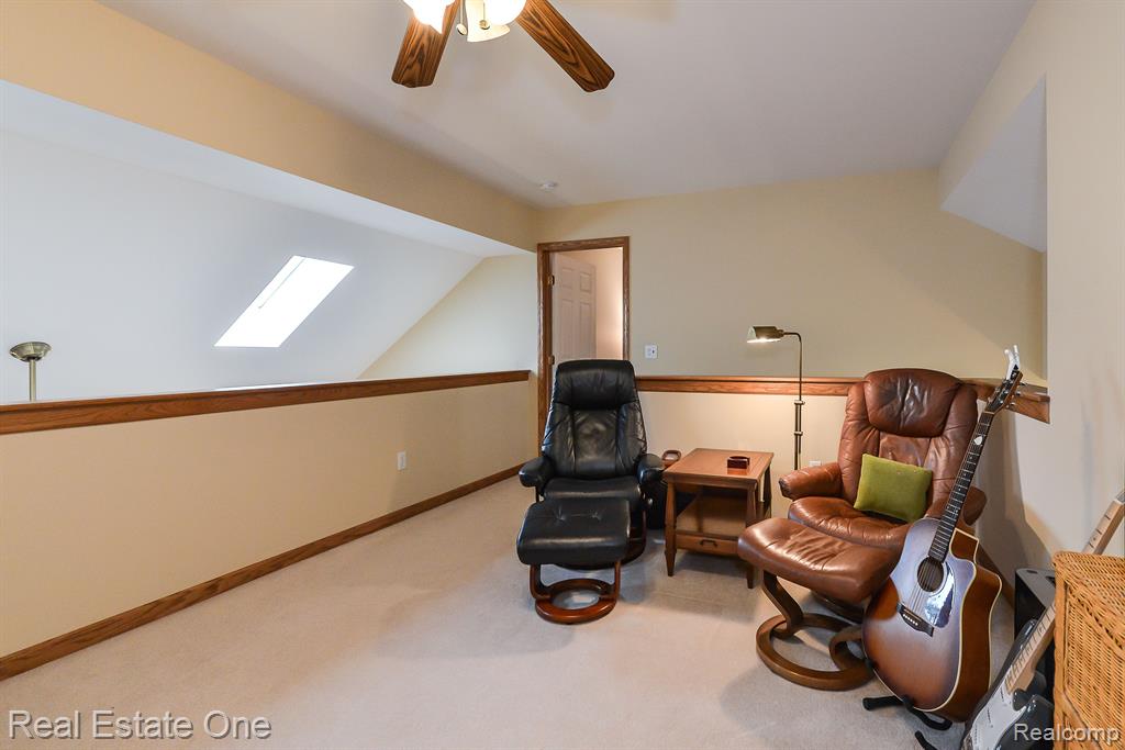 938 MILDRED J Court, Brighton, MI 48116 — Photo 33