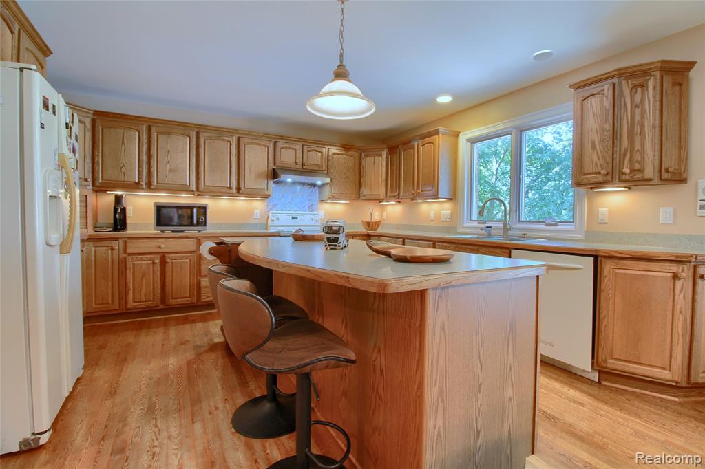4600 Dolores Drive, Trenton, MI 48183 — Photo 11