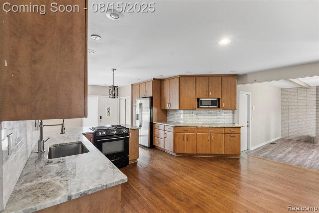 4629 Red Maple Drive, Warren, MI 48092 — Photo 9