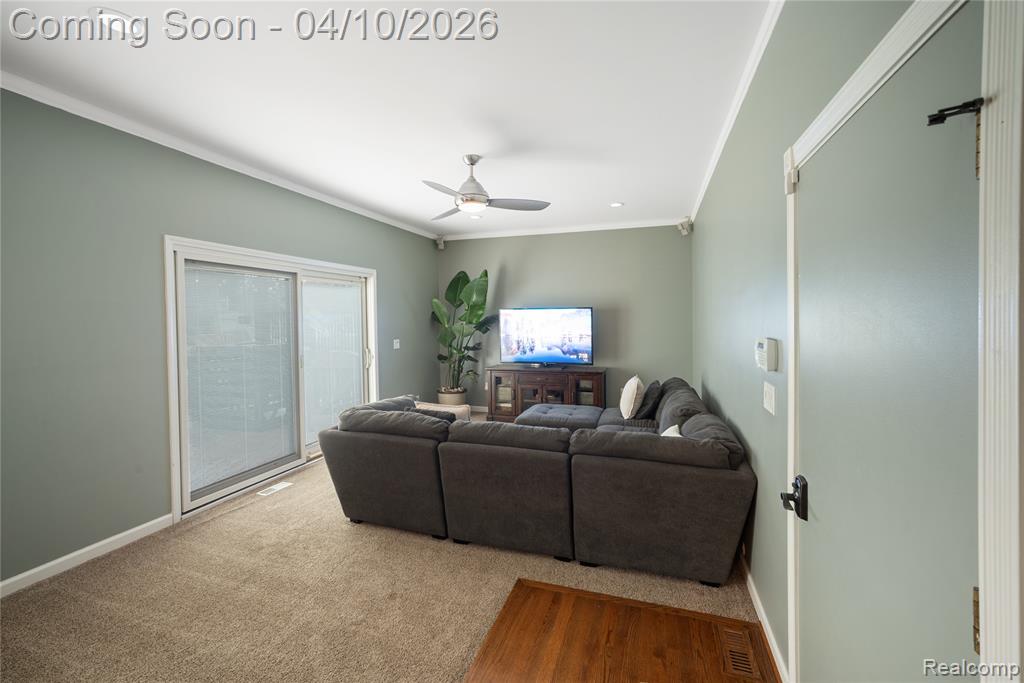 471 Hillson Drive, Waterford, MI 48327 — Photo 3