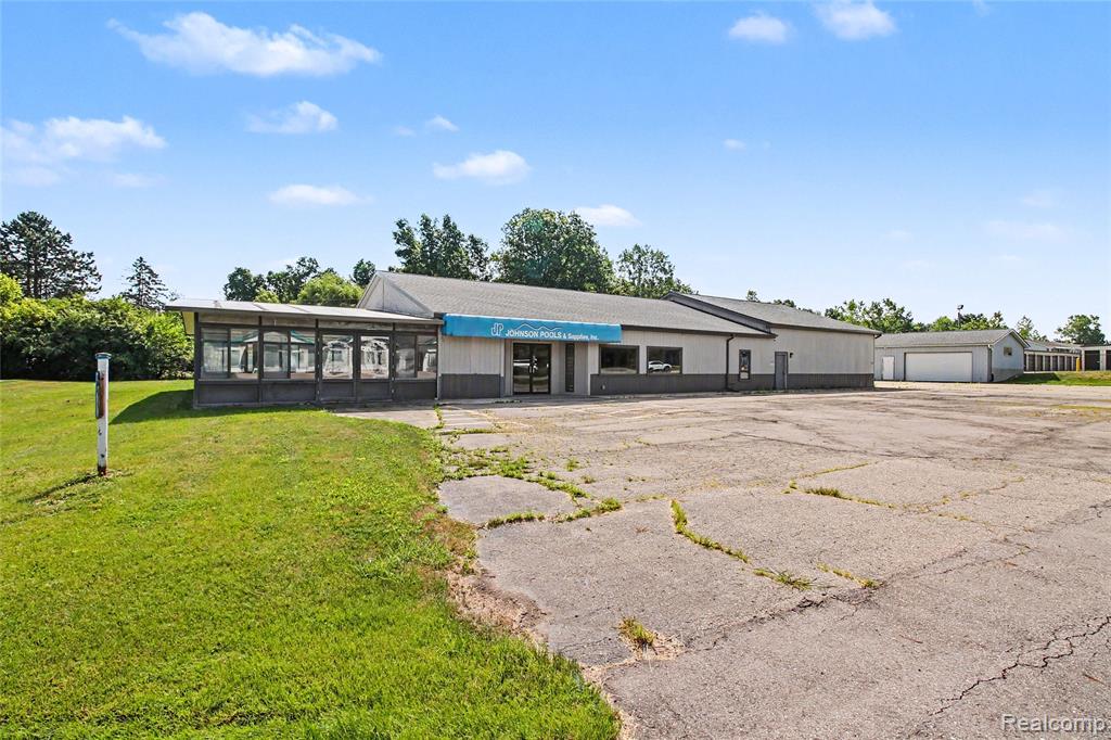6017 W Pierson Road, Flushing, MI 48433 — Photo 16