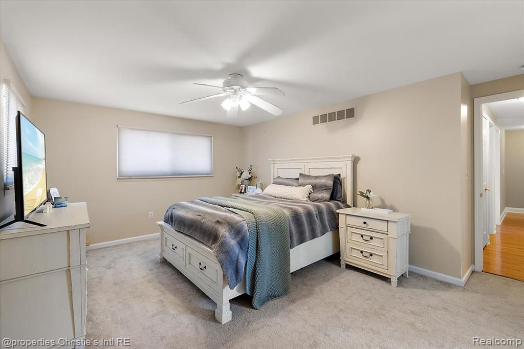 15900 Cumberland Street, Riverview, MI 48193 — Photo 32