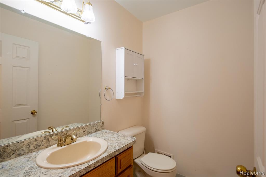 54676 Carnation Drive, Macomb, MI 48042 — Photo 19