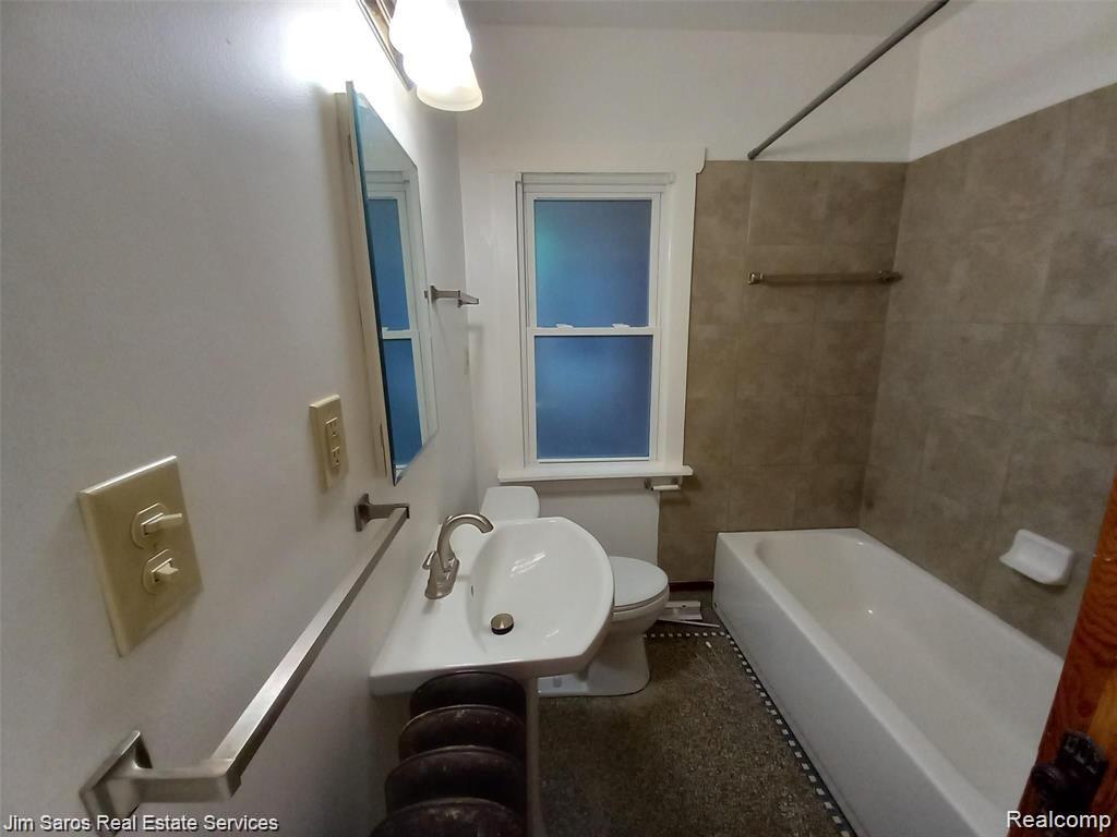 817 Beaconsfield Avenue, Grosse Pointe, MI 48230 — Photo 4