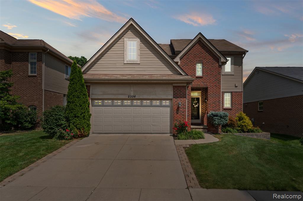 2336 Brigantine, Commerce Twp, MI 48382 — Photo 2