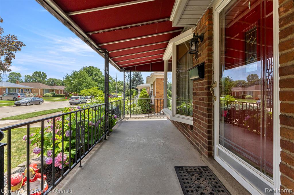 7146 Luana Avenue, Allen Park, MI 48101 — Photo 30