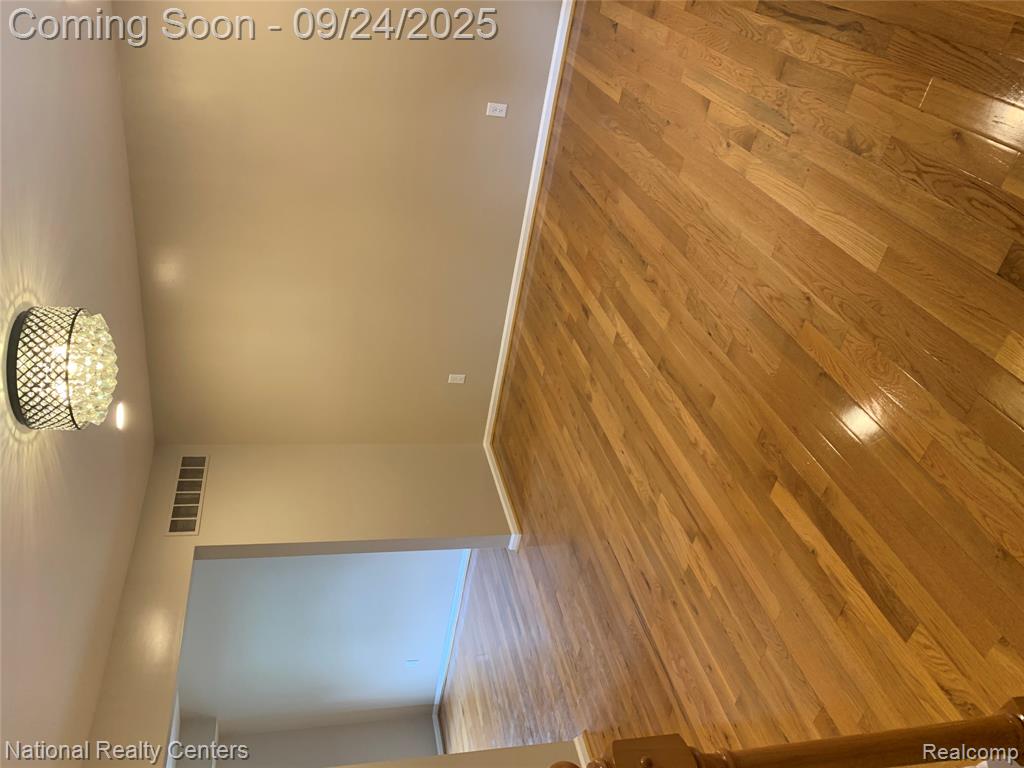 40560 Deer Creek Drive, Canton, MI 48188 — Photo 16