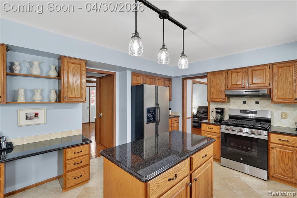 49333 Harvest Drive, Plymouth, MI 48170 — Photo 23