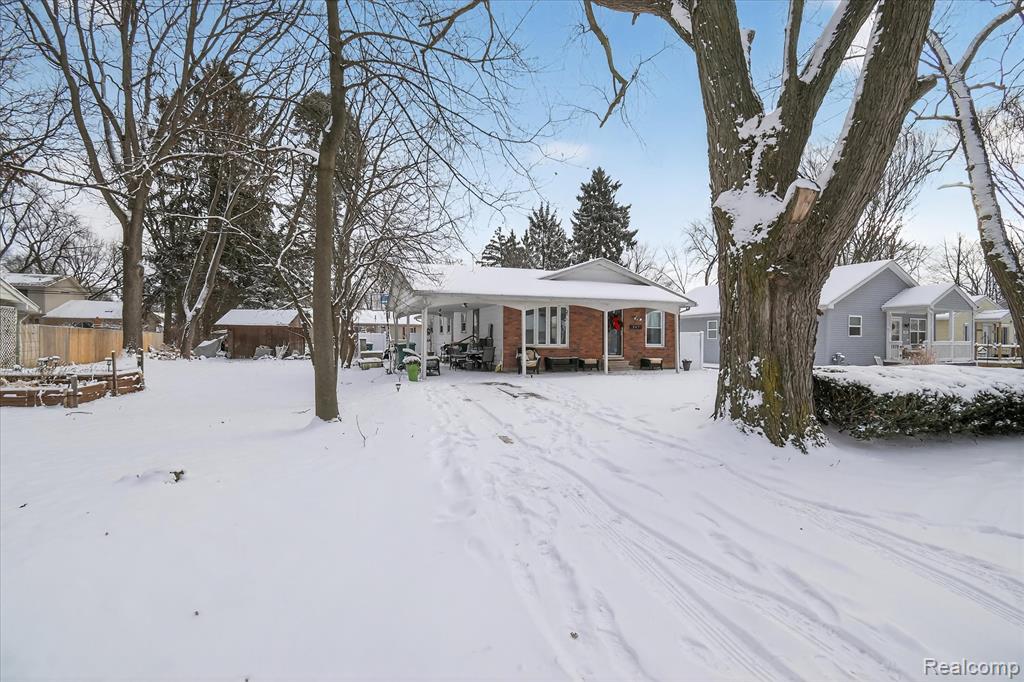 247 S Wallace Boulevard, Ypsilanti, MI 48197 — Photo 2