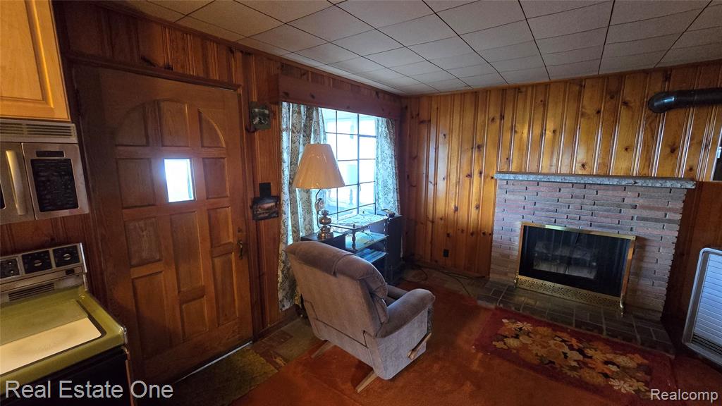 9743 Beverly Drive, Pinckney, MI — Photo 21