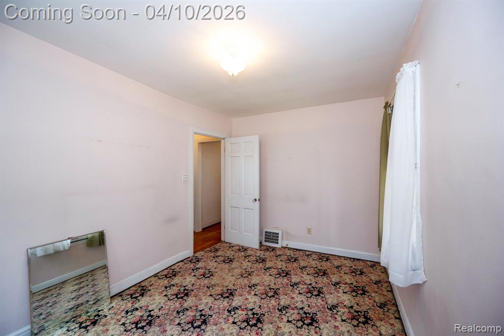 344 Oak Street, Wyandotte, MI 48192 — Photo 23
