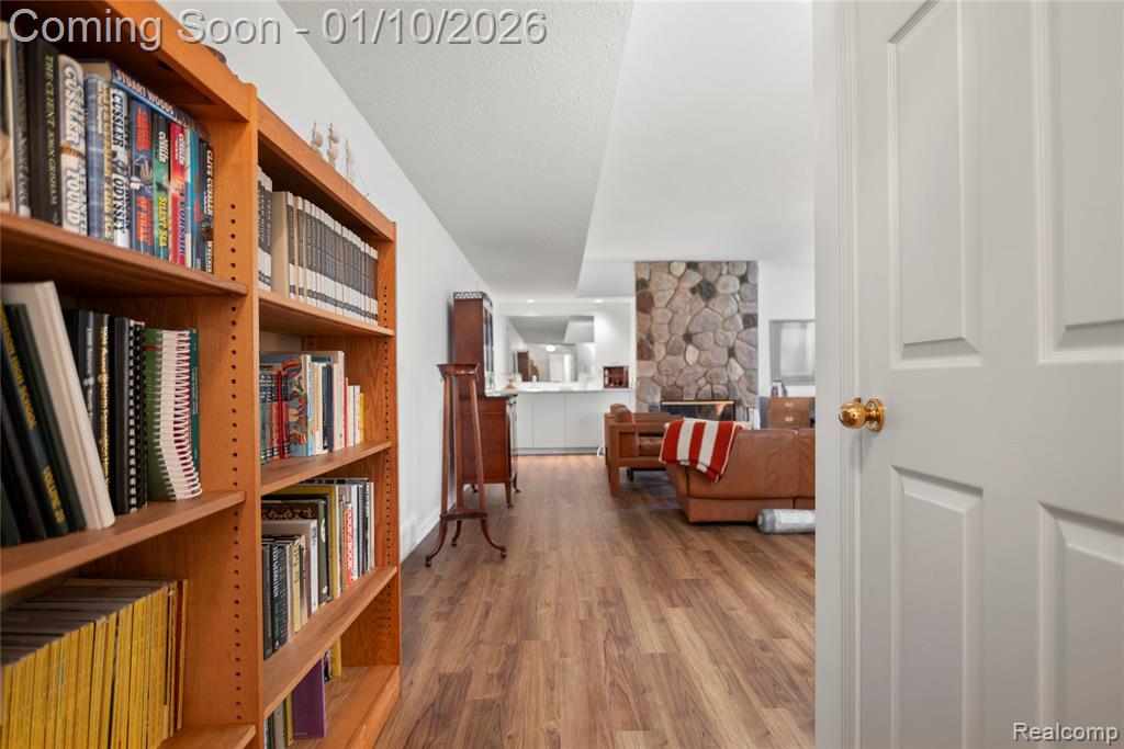 7252 Huntcliff, West Bloomfield, MI — Photo 27