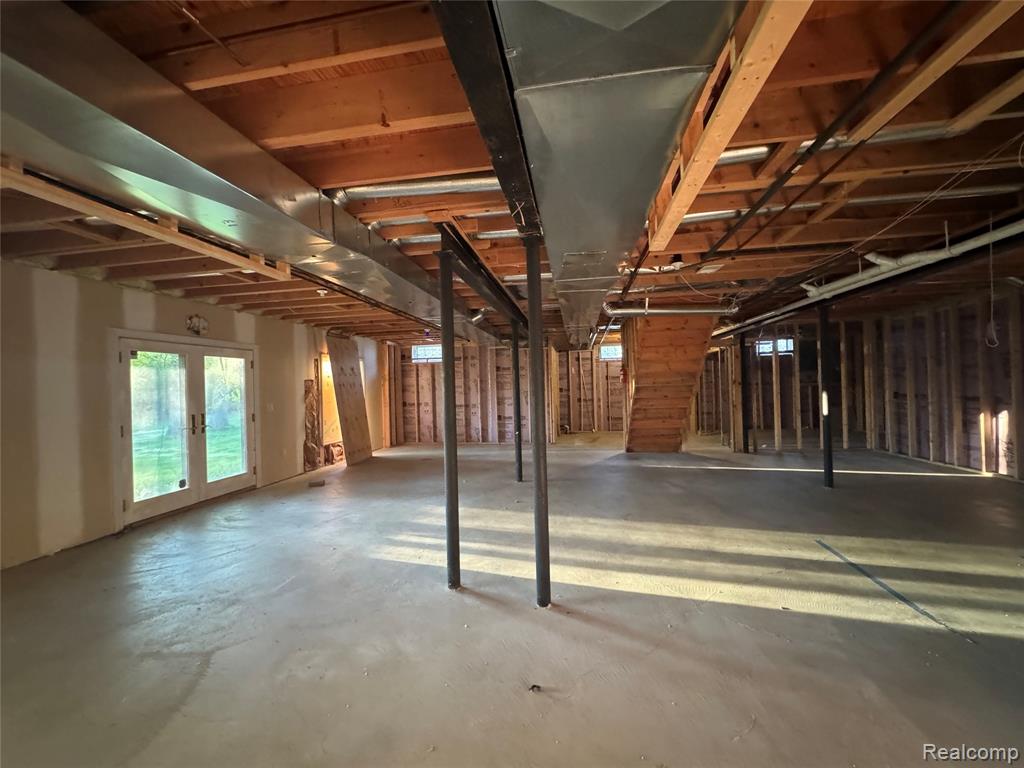 4239 Arcadia Drive, Auburn Hills, MI 48326 — Photo 34