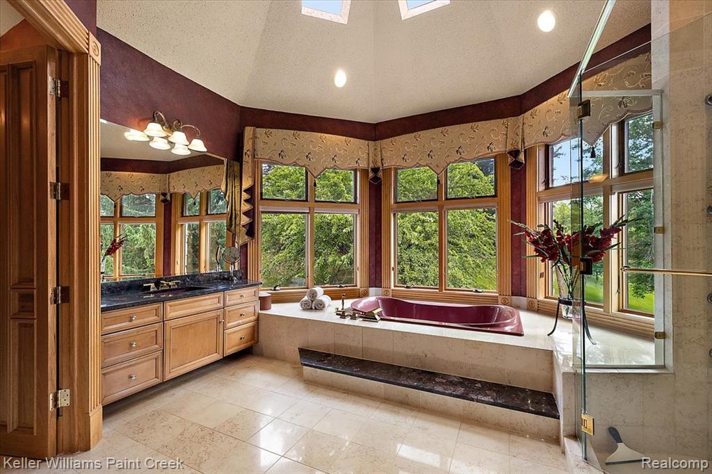 6263 Canter Creek Trail, Grand Blanc, MI 48439 — Photo 43