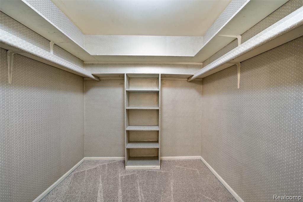 19710 13 Mile Road, 107, Beverly Hills, MI 48025 — Photo 12