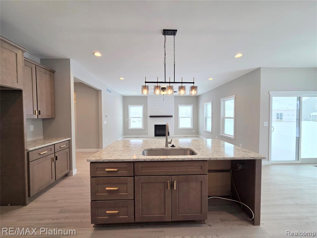 7502 Skylar Court, Swartz Creek, MI 48473 — Photo 8