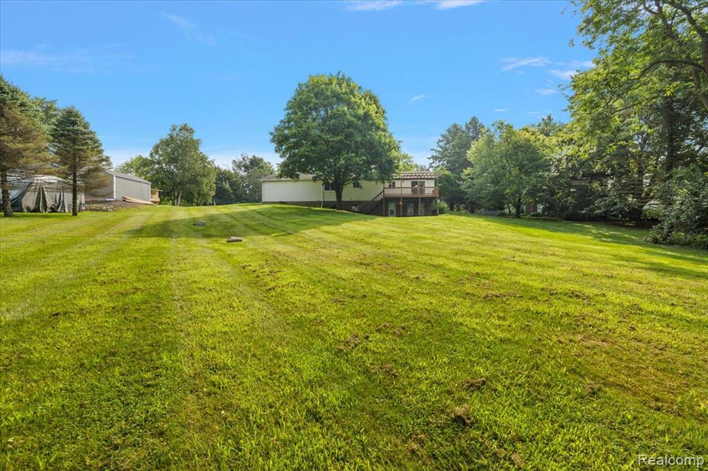 2947 SUN TERRACE Drive, Hartland, MI 48353 — Photo 51