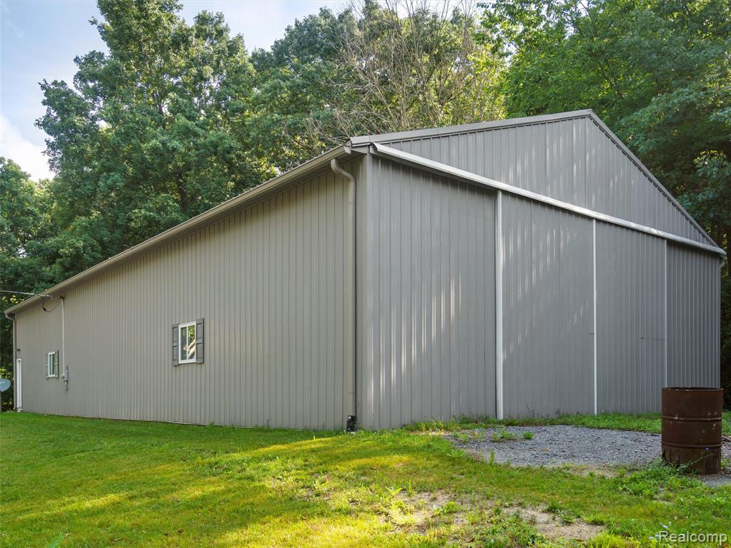 9480 Hartland Road, Fenton, MI 48430 — Photo 60