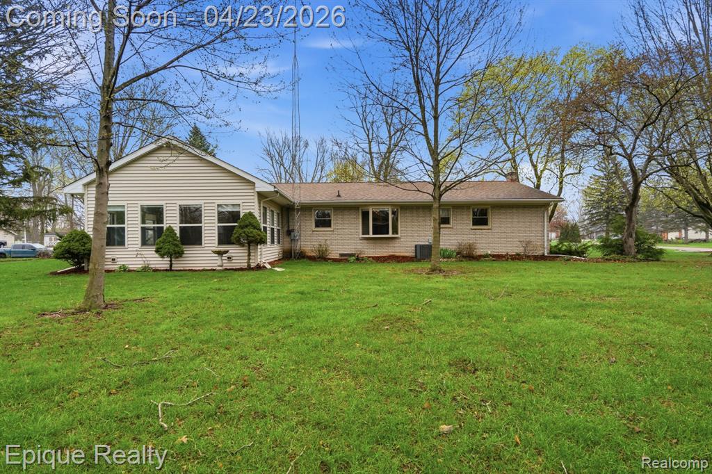 6236 McKenzie Drive, Flint, MI 48507 — Photo 23