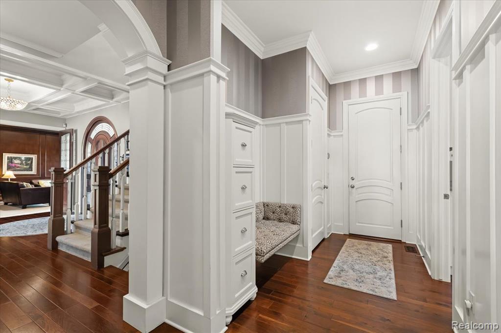 8403 BOULDER SHORES Drive, South Lyon, MI 48178 — Photo 13