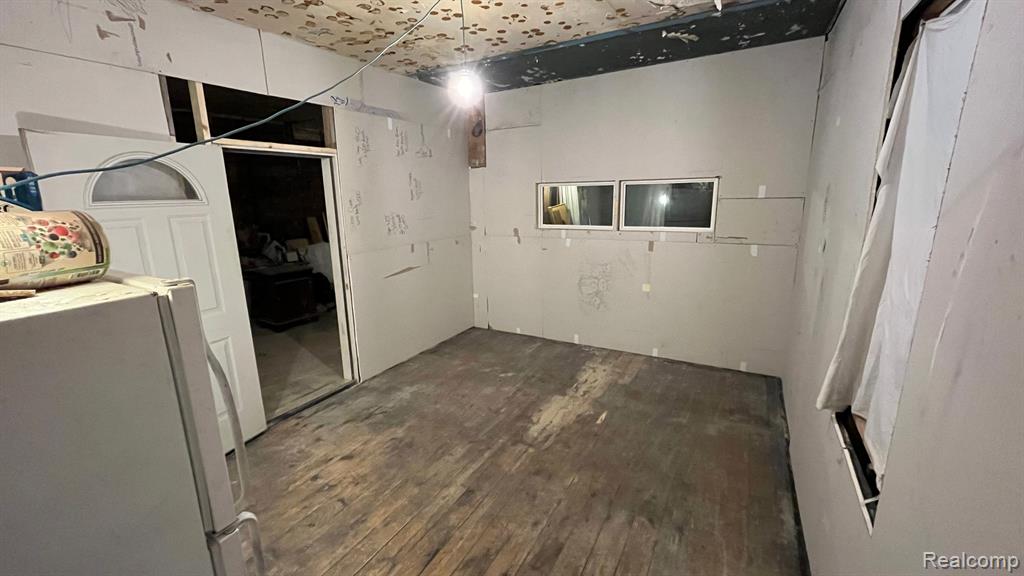2642 E WILLIS Street, Detroit, MI 48207 — Photo 7