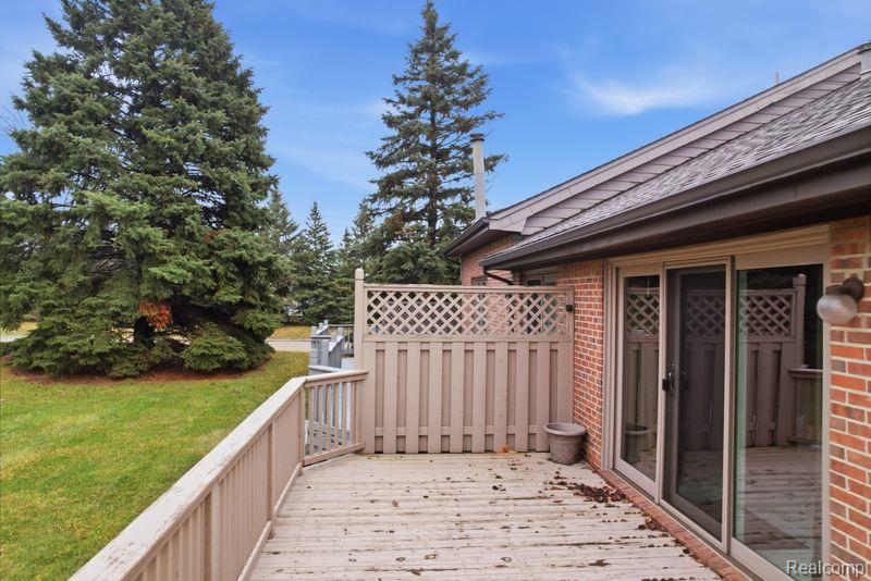 45530 Meadows Square, Macomb, MI 48044 — Photo 5