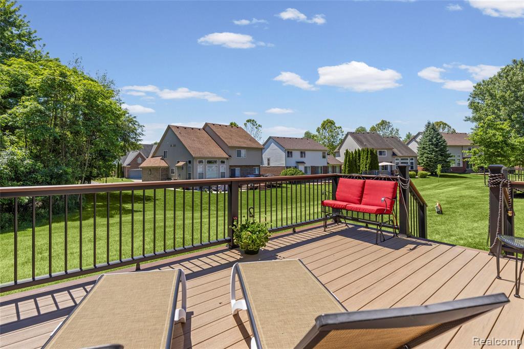 30289 Berghway Trail, Warren, MI 48092 — Photo 34