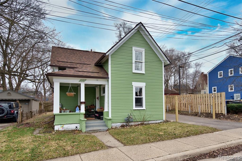 209 Arcade Street, Ypsilanti, MI 48197 — front exterior