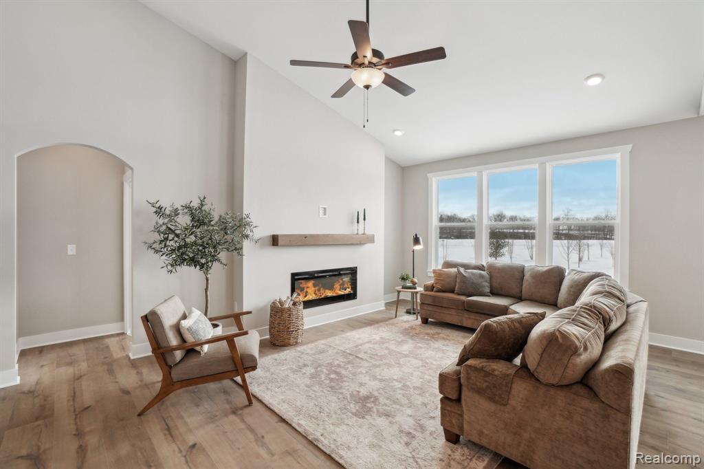 677 Round Rock Dr, Howell, MI 48843 — Photo 6