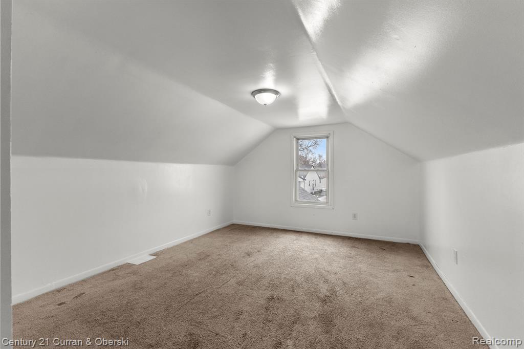8403 Westminster Avenue, Warren, MI 48089 — Photo 21