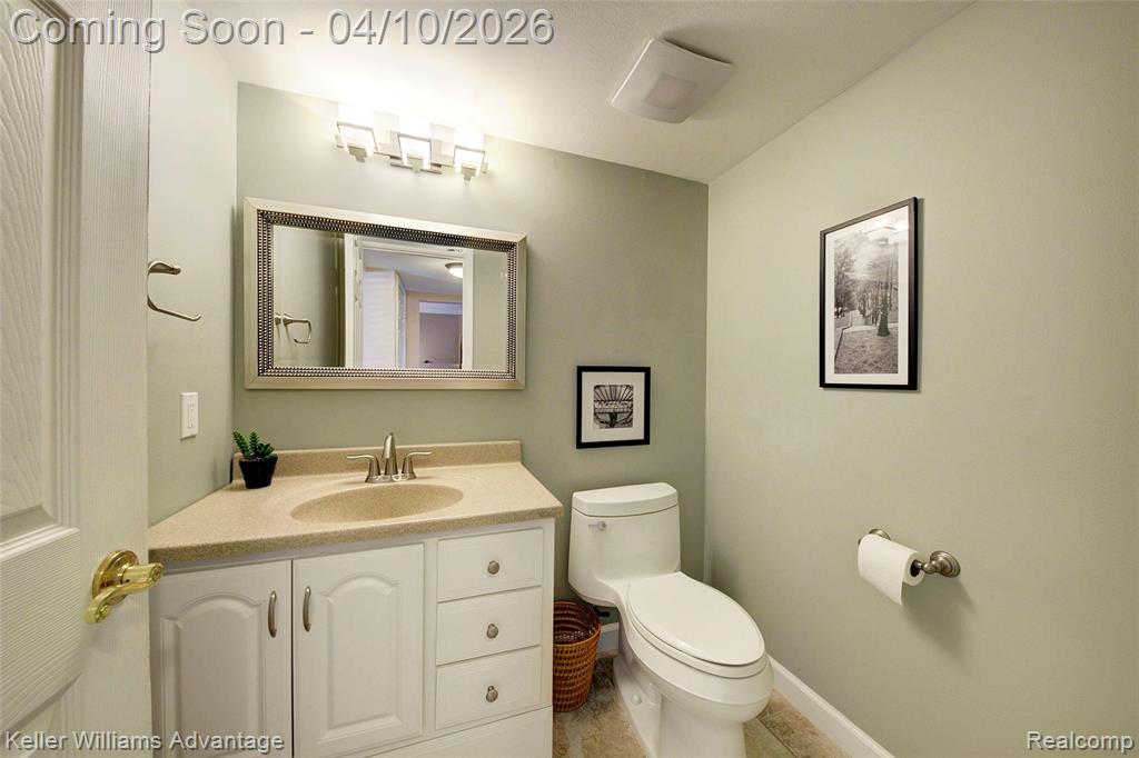42092 Queen Anne Court, Northville, MI 48167 — Photo 27