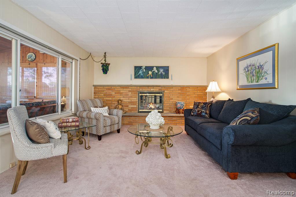 11109 Wynns Road, Pinckney, MI 48169 — Photo 8