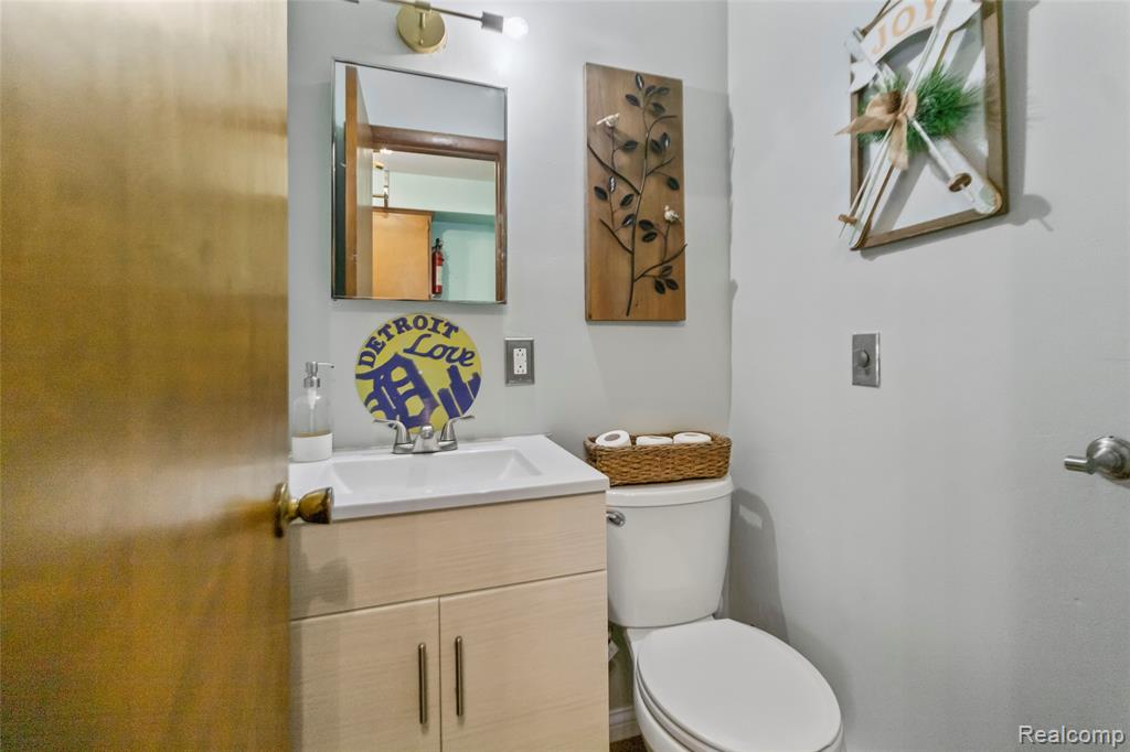 7225 Meadow Lane, Lexington, MI 48450 — Photo 13