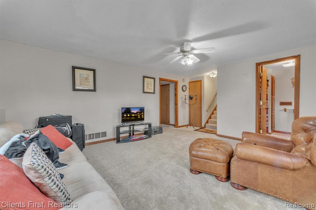 700 TOLL Street, Monroe, MI 48162 — Photo 17