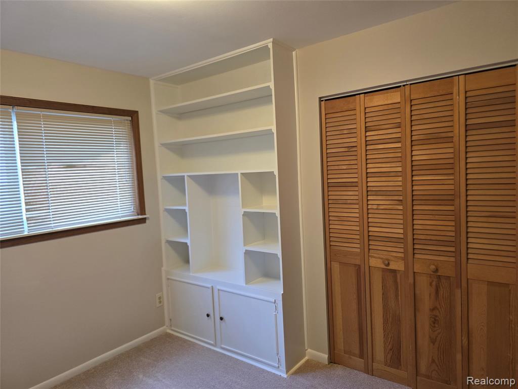 4663 Ziegler Street, Dearborn Heights, MI 48125 — Photo 13