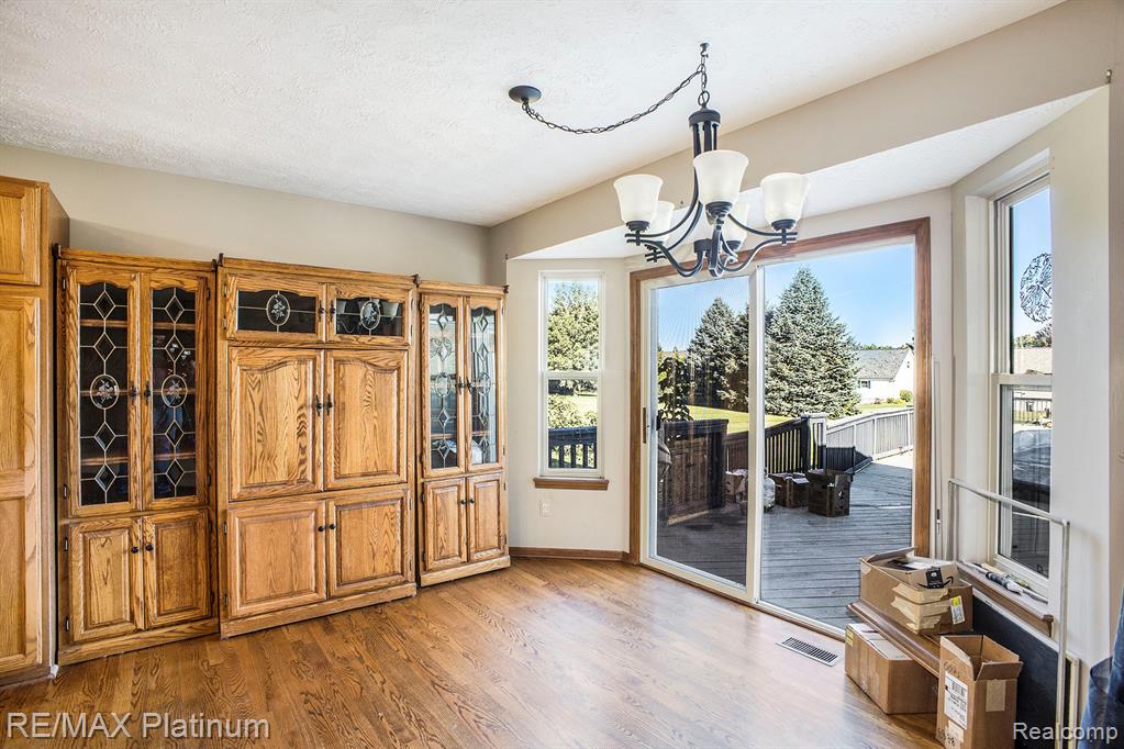 7819 Summer Breeze Trail, Howell, MI 48843 — Photo 5