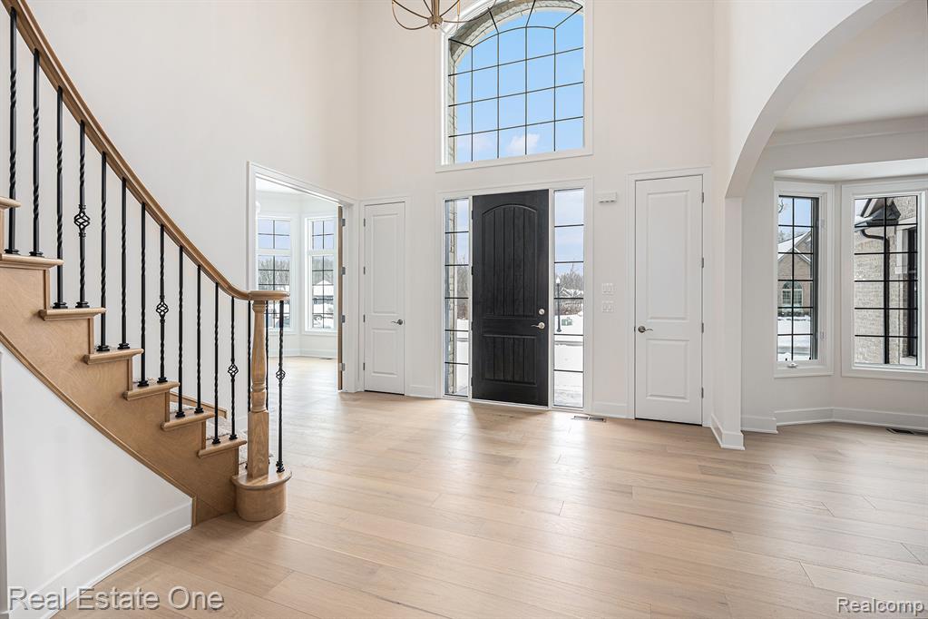 2423 BUCKTHORN Drive, Shelby, MI 48316 — Photo 14