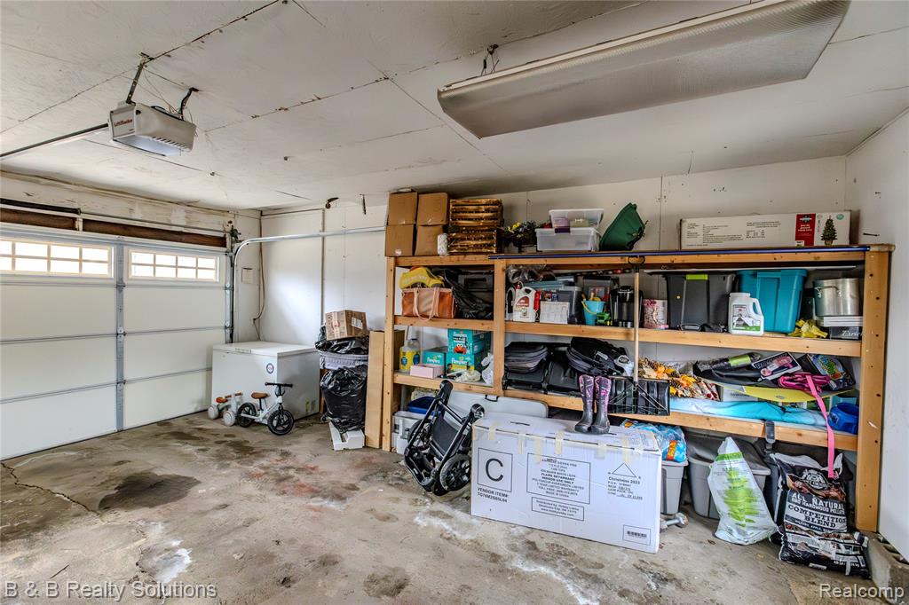 3280 Waltan Road, Vassar, MI 48768 — Photo 35