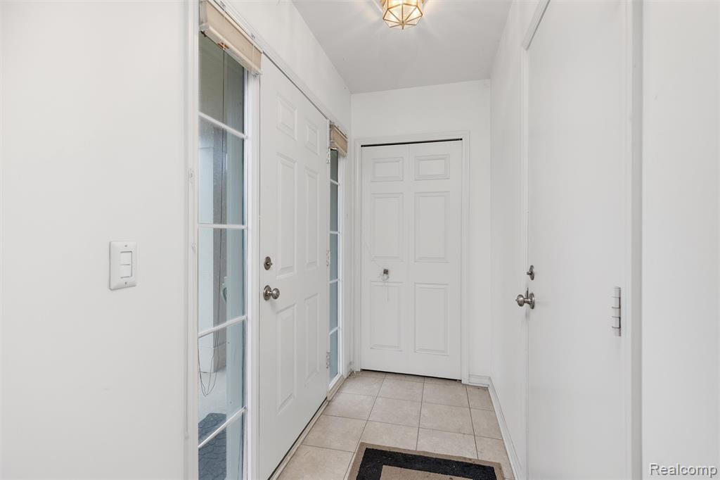 51745 Adler Park Drive W, Chesterfield, MI — Photo 18